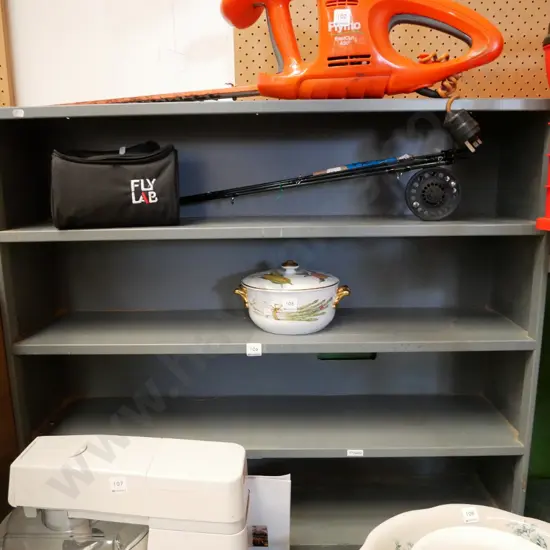 grey metal workshop shelves H- 820, W- 940, D- 240