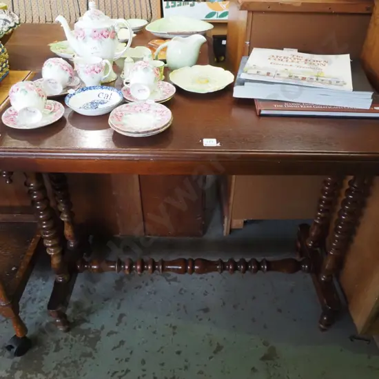 oak turned leg refectory based hall table H- 700,  W - 880, D- 430