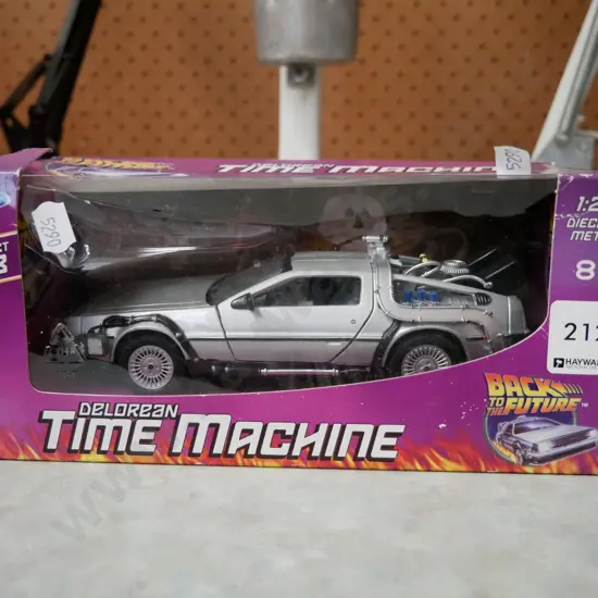 box; 1:24 die cast metal model of the Back to The  Future DeLorean