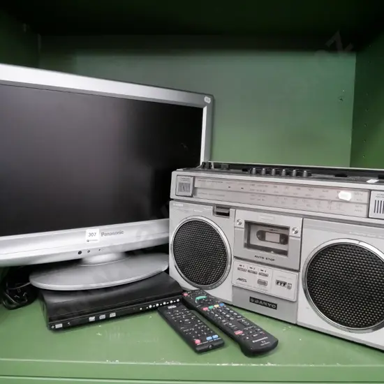 Panasonic TV , DVD player and Sony portable radio cassette player - no cord