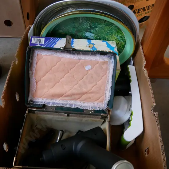 box; trays, massage unit, turning slicer etc