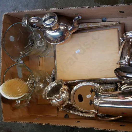 box; plated ware, chopping board, water jugs etc