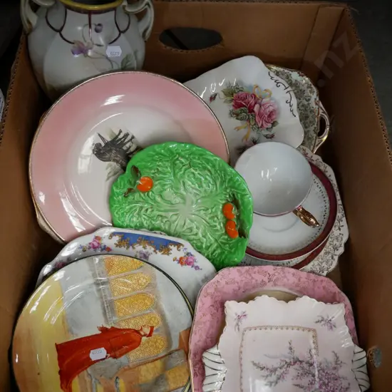 box; plates, bowls, teacups and vase