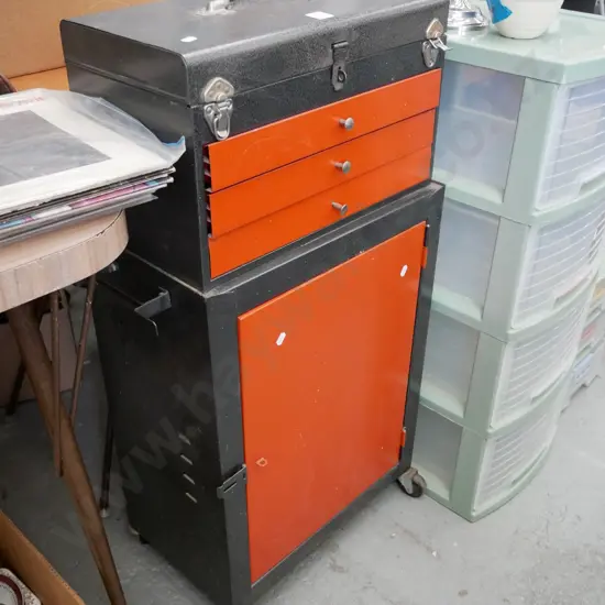 workshop tool chest on casters H - 920, W- 450, D- 260