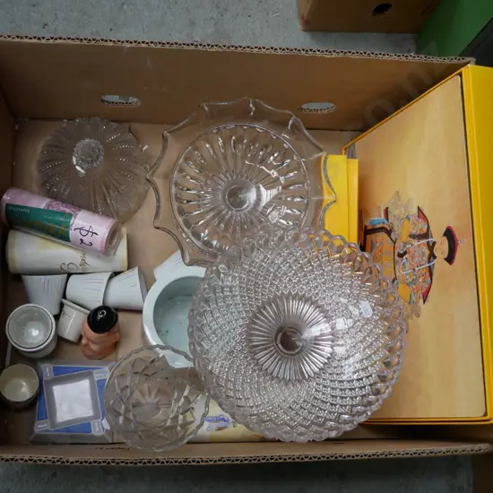 placemats, large glass comports, etc