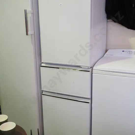 Mitsubishi fridge freezer with vege drawer H- 1630, W- 540, D- 660