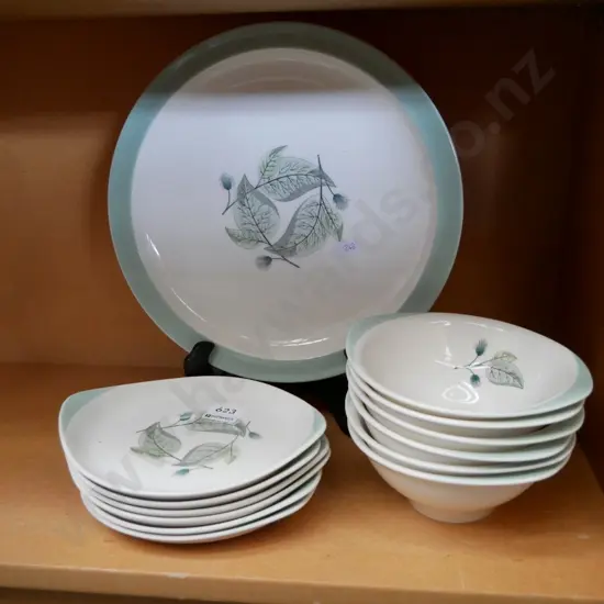 Wedgwood Woodbury bowls, saucers and plate