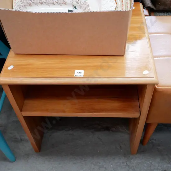 rimu end table with shelf