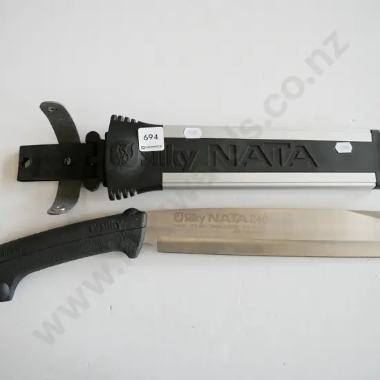 Silky Nata machete and scabbard