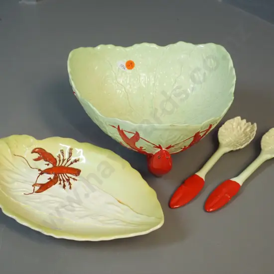 Carlton Ware 3-footed lobster salad bowl H120 D240 with servers and an oval plate
