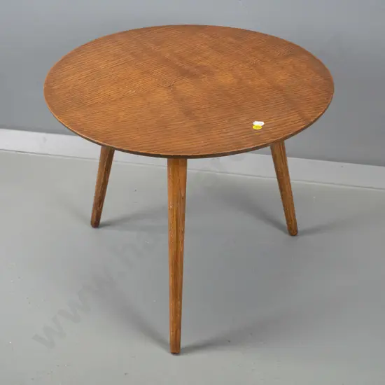 vintage elm top round side table on 3 round tapered beech legs H-410 D-500