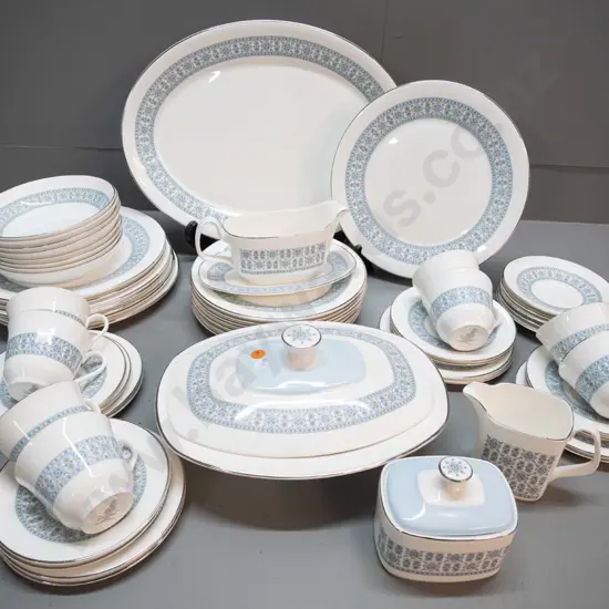 Royal Doulton "Counterpoint" 8-place dinner set with ashett, gravy, lidded vegetable dish, extra saucers etc.