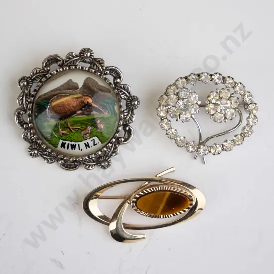 3 costume brooches