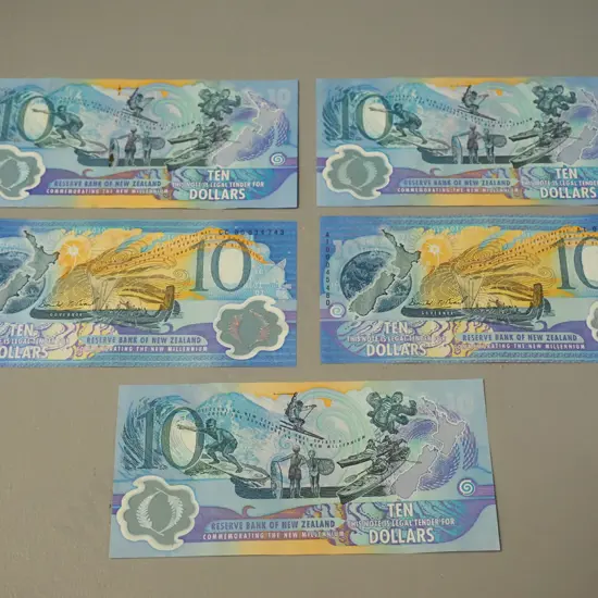 5 New Zealand Millennium $10 bank notes - very good condition