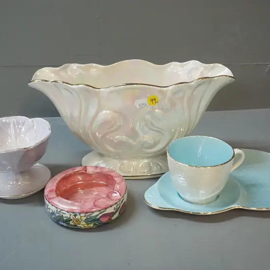 4 pieces lustre ware - Maling vase H145 L280, tennis set and thumbprint ashtray, Beswick small comport