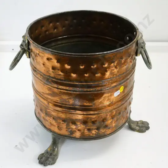 copper and brass 3-footed coal or kindling bin with lion head handles H-280 Diameter 250