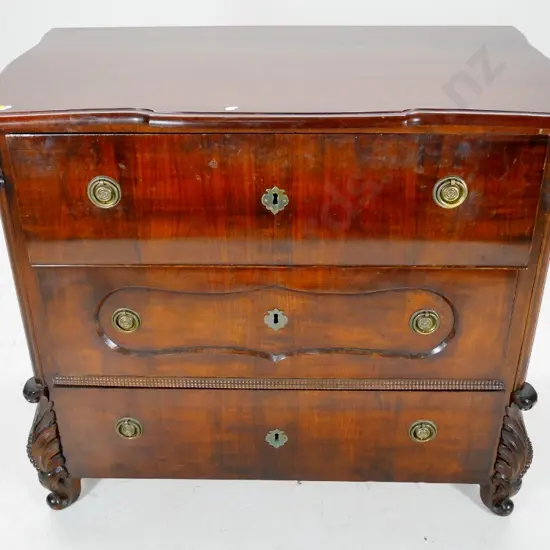 mahogany 3-drawer chest w/flame veneer fronts, carved legs and corbels, brass handles & escutcheons H830 W920 D530