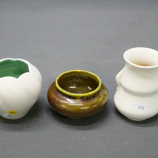 2 small O.C. Stephens bowls, one white with green interior, and a small Crown Lynn? vase H-100 with fleck to base