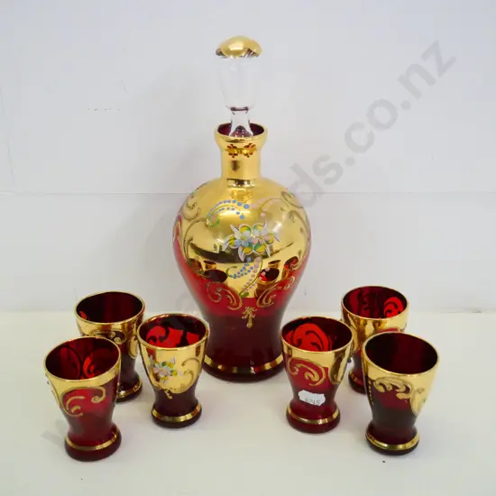 red Venetian glass liqueur decanter and 7 glasses H-240