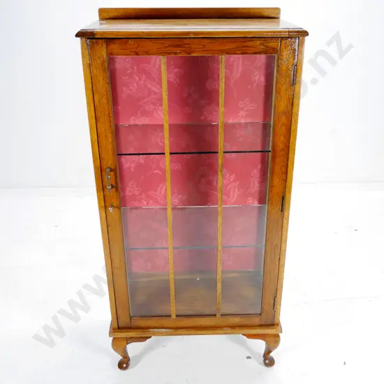 oak china cabinet w/ glazed sides, brocade lined back, bakelite & metal handles, 2 glass shelves, key H-1200 W-580 D-300