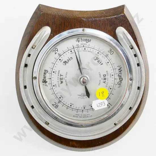 oak-cased Smiths horseshoe shaped wall barometer H-175 W-160