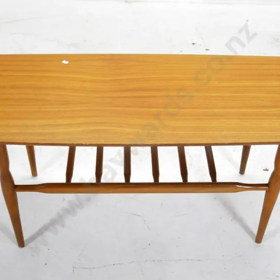 mid-century mahogany coffee table with shelf H-430 L-1040 W-390