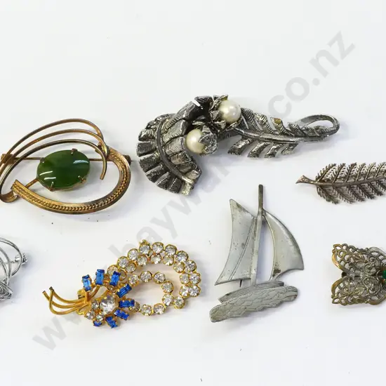 7 asstd costume brooches
