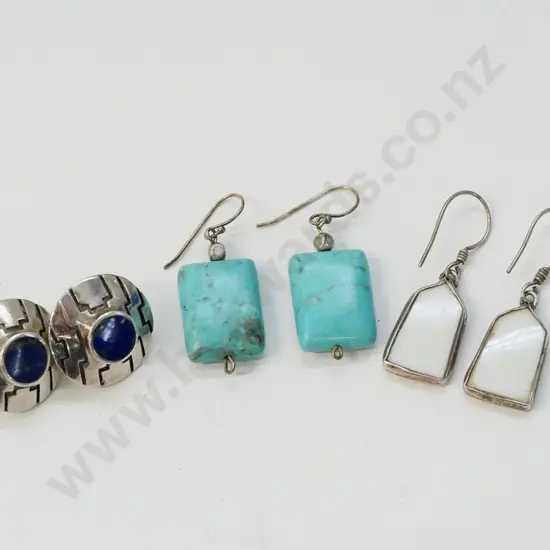 3 pairs of asstd earrings