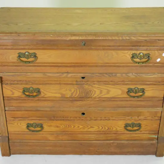 vintage restorer's oak 3-drawer chest with cast brass handles, missing escutcheons, drawers need work H-790 W-101- D-440