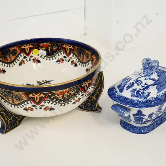 Imari pattern 3-footed bowl H-115 D-230 and a Wedgwood blue & white Willow pattern sauce tureen