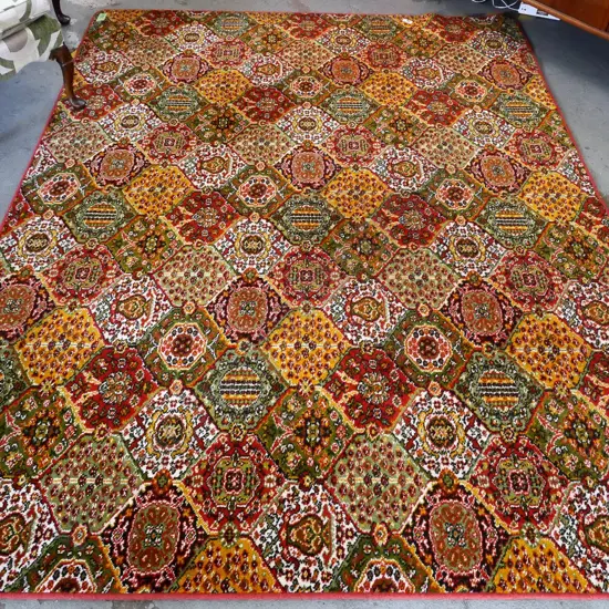 Persian pattern Axminster carpet with bound edge L2700 W2100