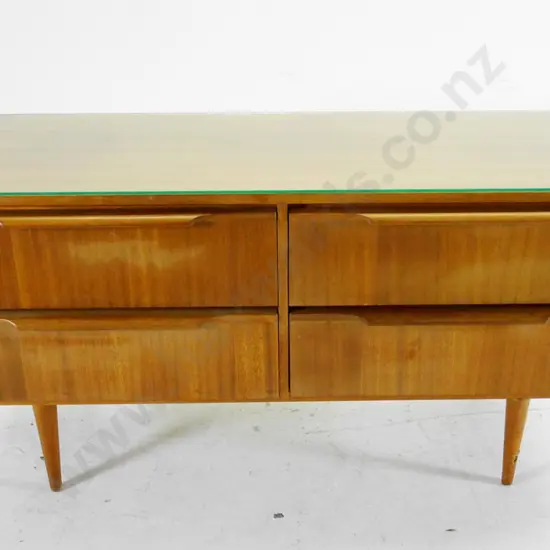 mid-century mahogany veneer & solid 4-drawer lowboy chest, finish needs attention H-610 W-1170 D-430