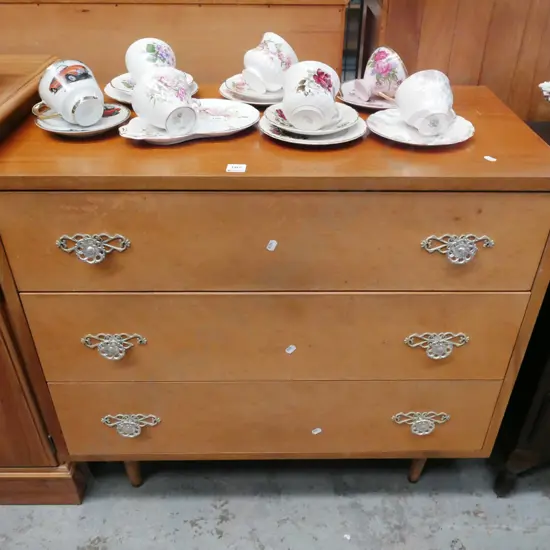 3 drawer low boy H-730 W-810 D-410