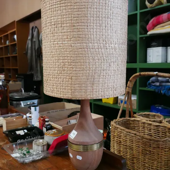 wood based table lamp H-540