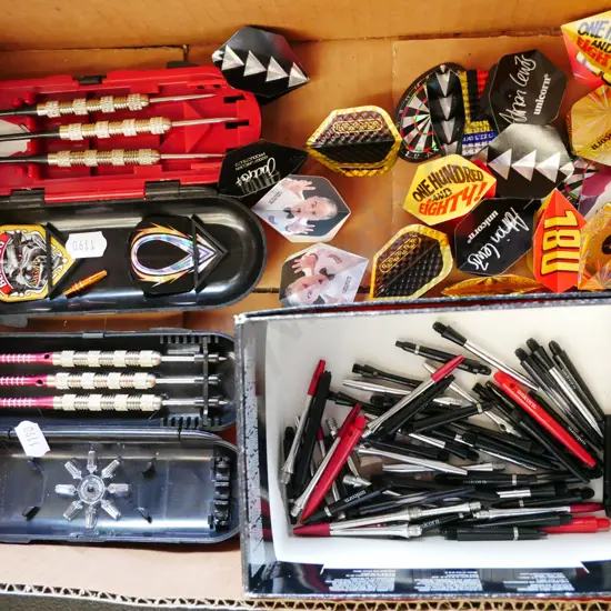 box; darts, flights and shafts