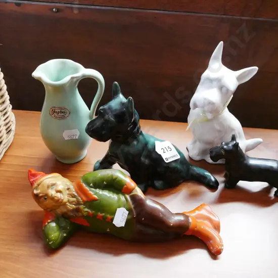 animal figurines, jug, reclining gnome