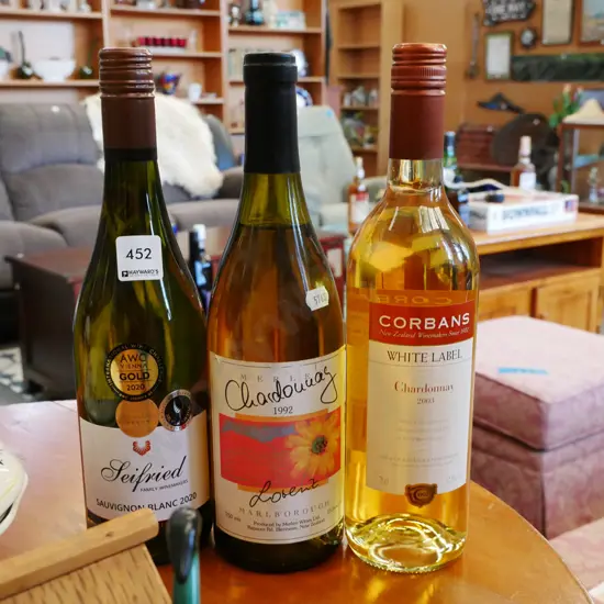 3x bottles of white wine