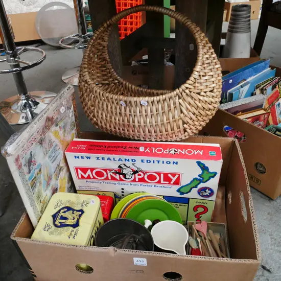 box; Monopoly game, flour sifter, jigsaw puzzle, moon basket