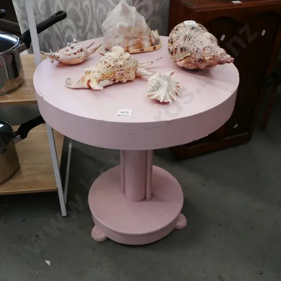 poorly painted deco end table