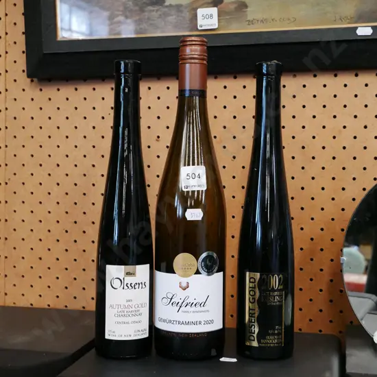 3x bottles of dessert wine