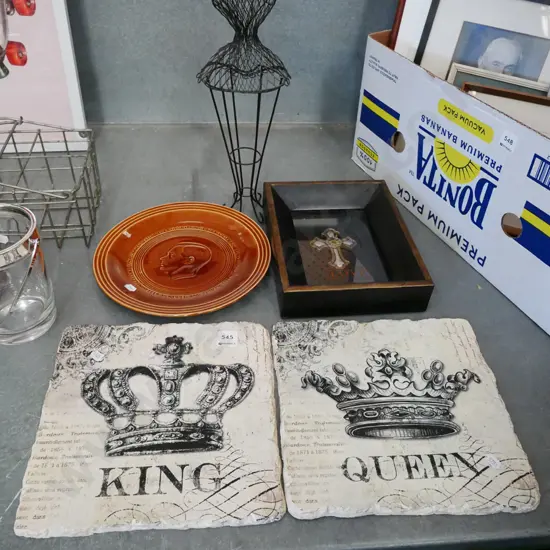2x king and queen print tiles, coronation plate, small wire jewellery stand H-380, framed Love crucifix