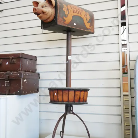 piggy box letterbox? on stand with small basket H-1070