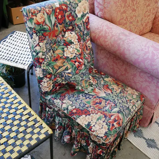 floral upholstered bedroom chair with matching cushion