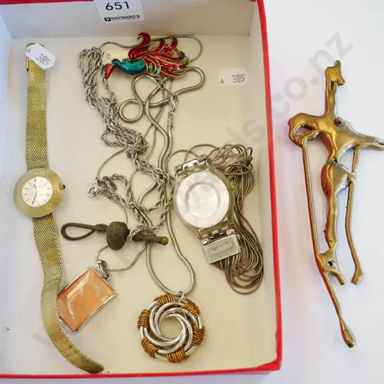 box; broken brass brooch, watches, pendants etc