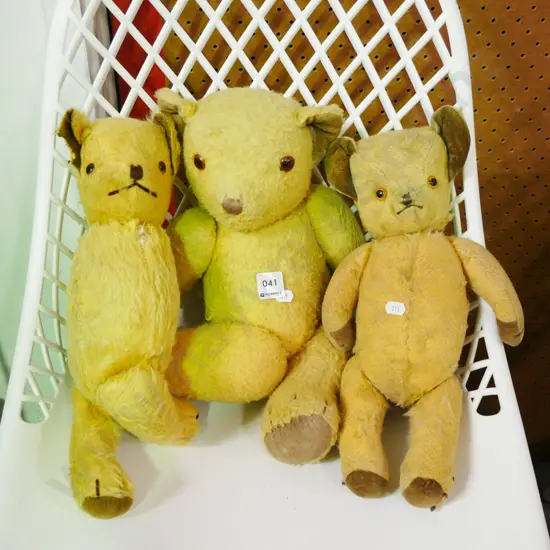 3x vintage teddy bears - 1 missing an arm