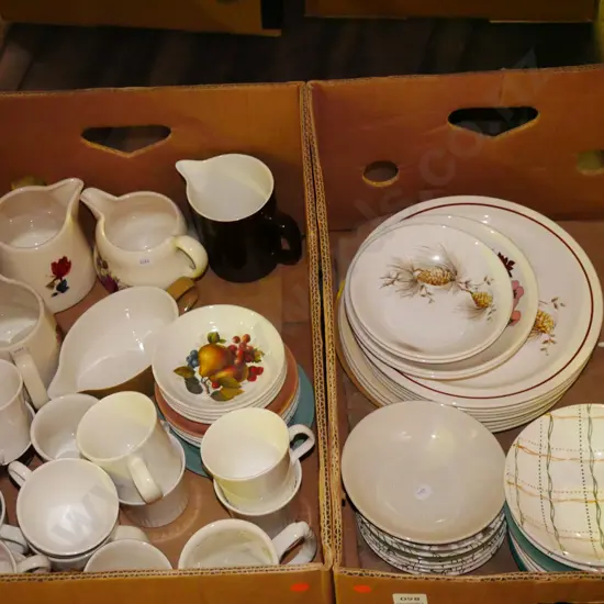 2x boxes; Crown Lynn plates, bowls, cups etc - orange dots