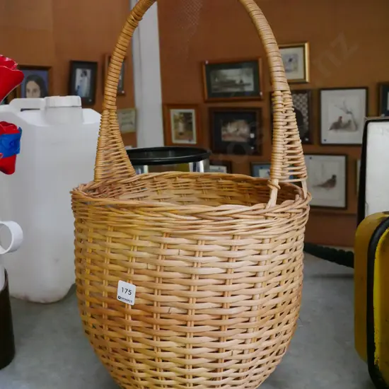 woven cane basket H-600