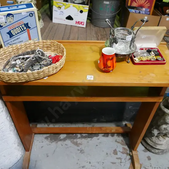 solid rimu hall table H-750 W-830 D-290