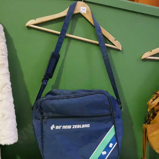 AirNZ tote bag