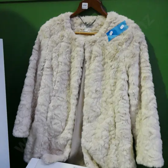 ladies faux fur US 4 jacket